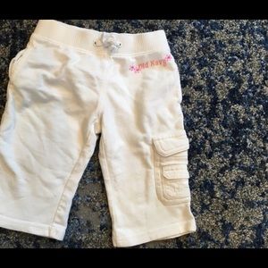 Old navy capri pants